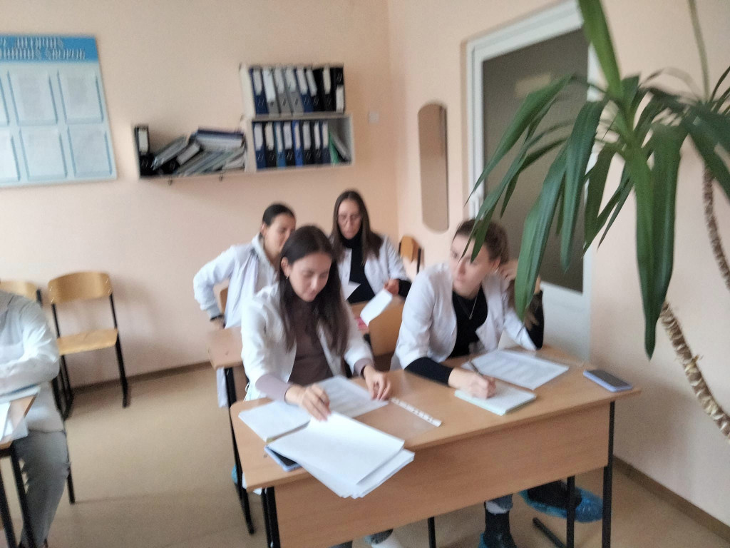 Виховна година на тему "Війна і діти.  Спілкування з психологом ПДМУ "