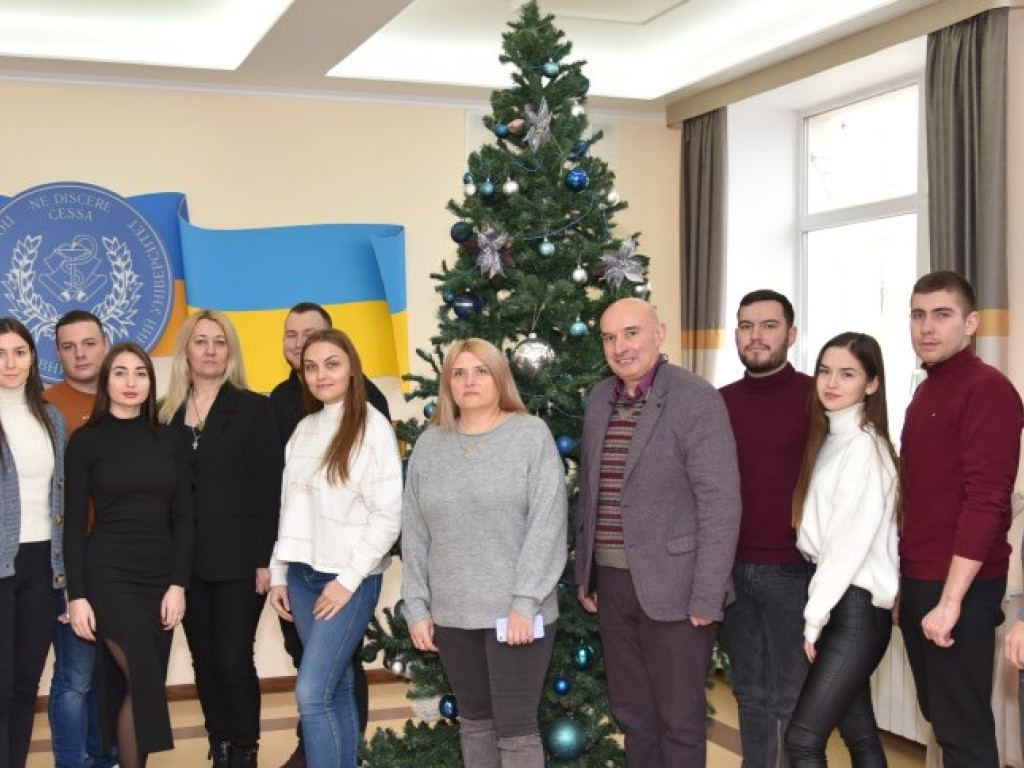 Фестиваль новорічних зустрічей «Українські народні традиціїї»